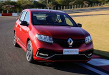 Renault представила обновленный Renault Sandero RS Renault представила обновленный Renault Sandero RS